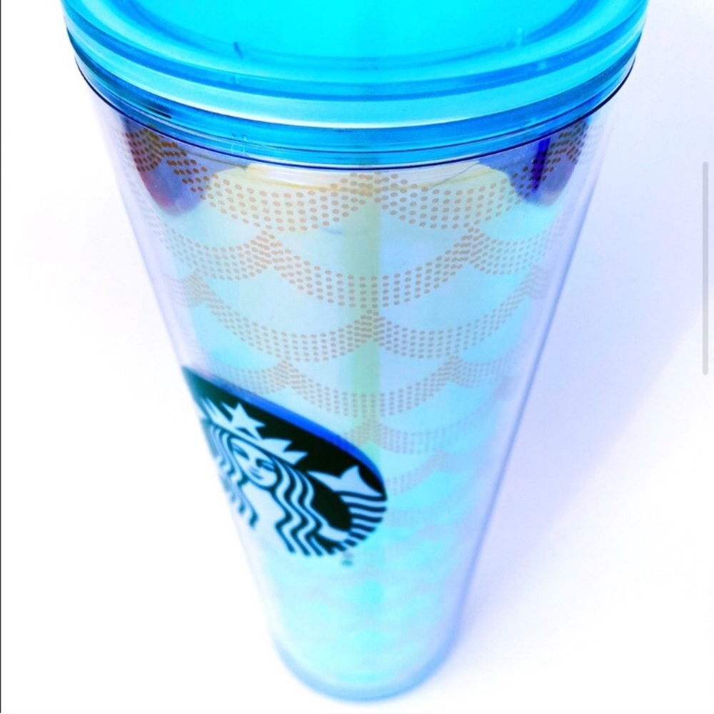 Iridescent Geo Scales Plastic Cold Cup 24 fl oz